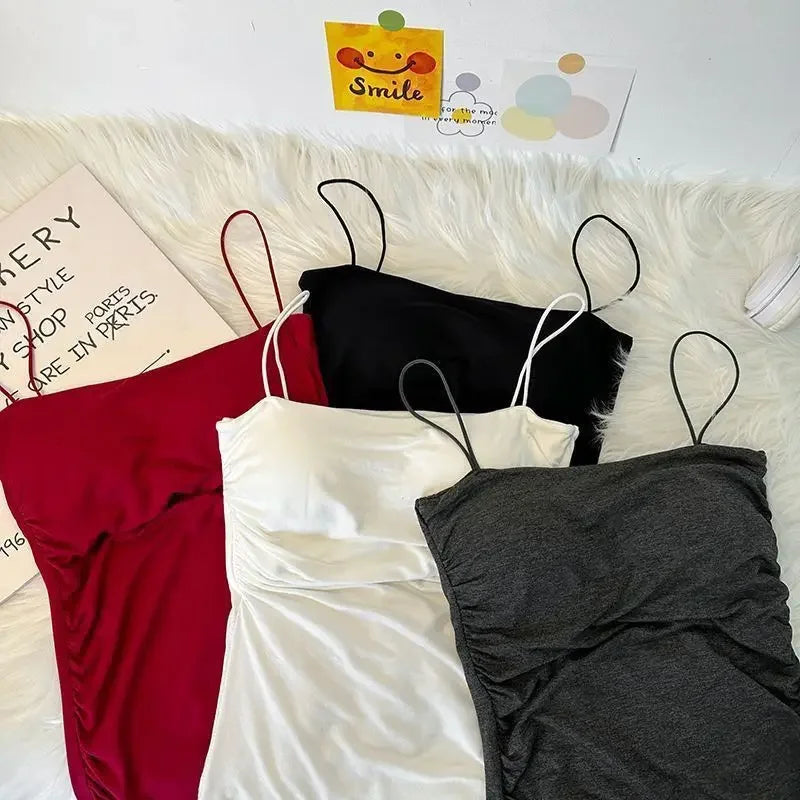 Women’s Sleeveless Seamless Tank Top with Built-In Chest Pads