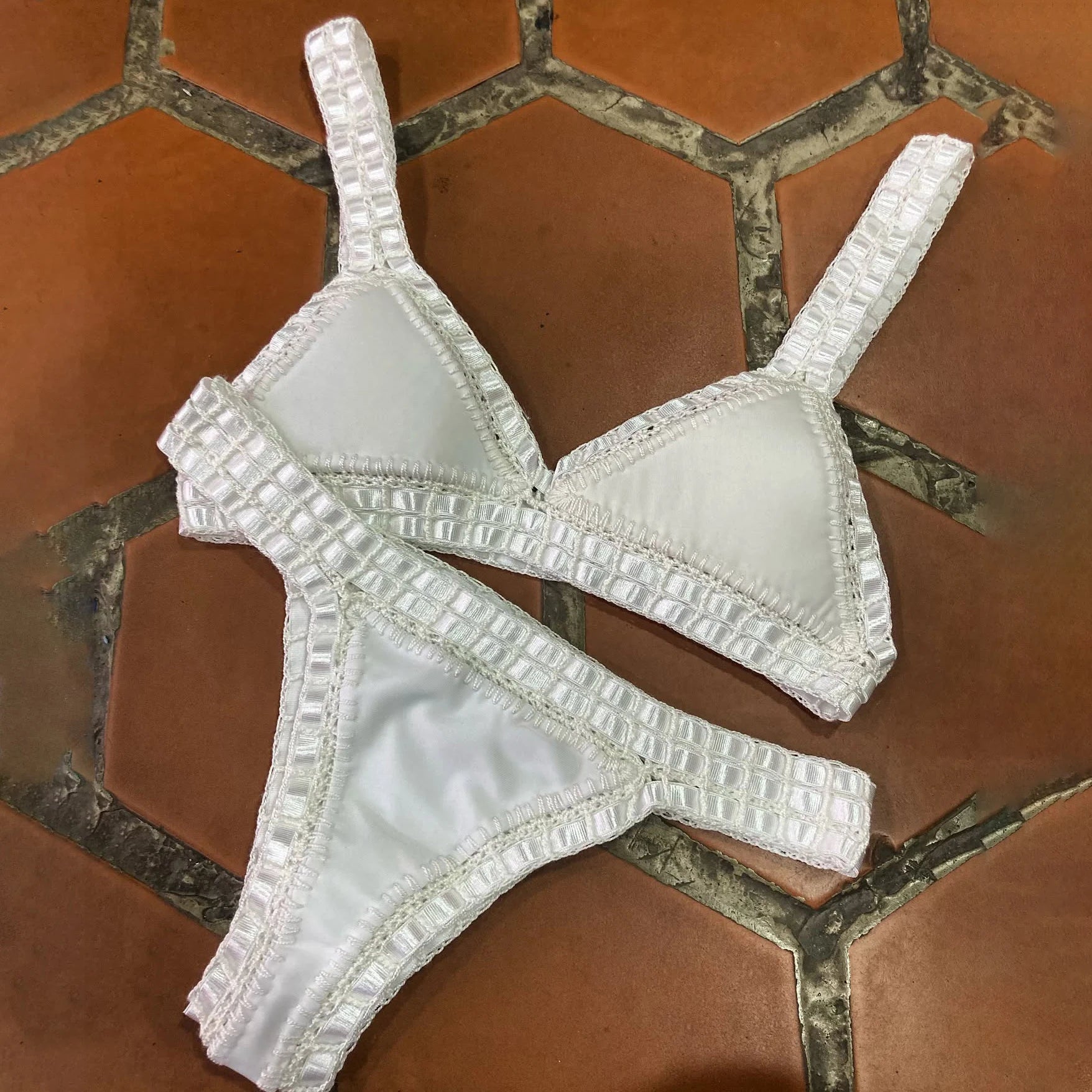 Crochet Bikini Set – Sexy Bandeau Swimwear & Brazilian Biquini