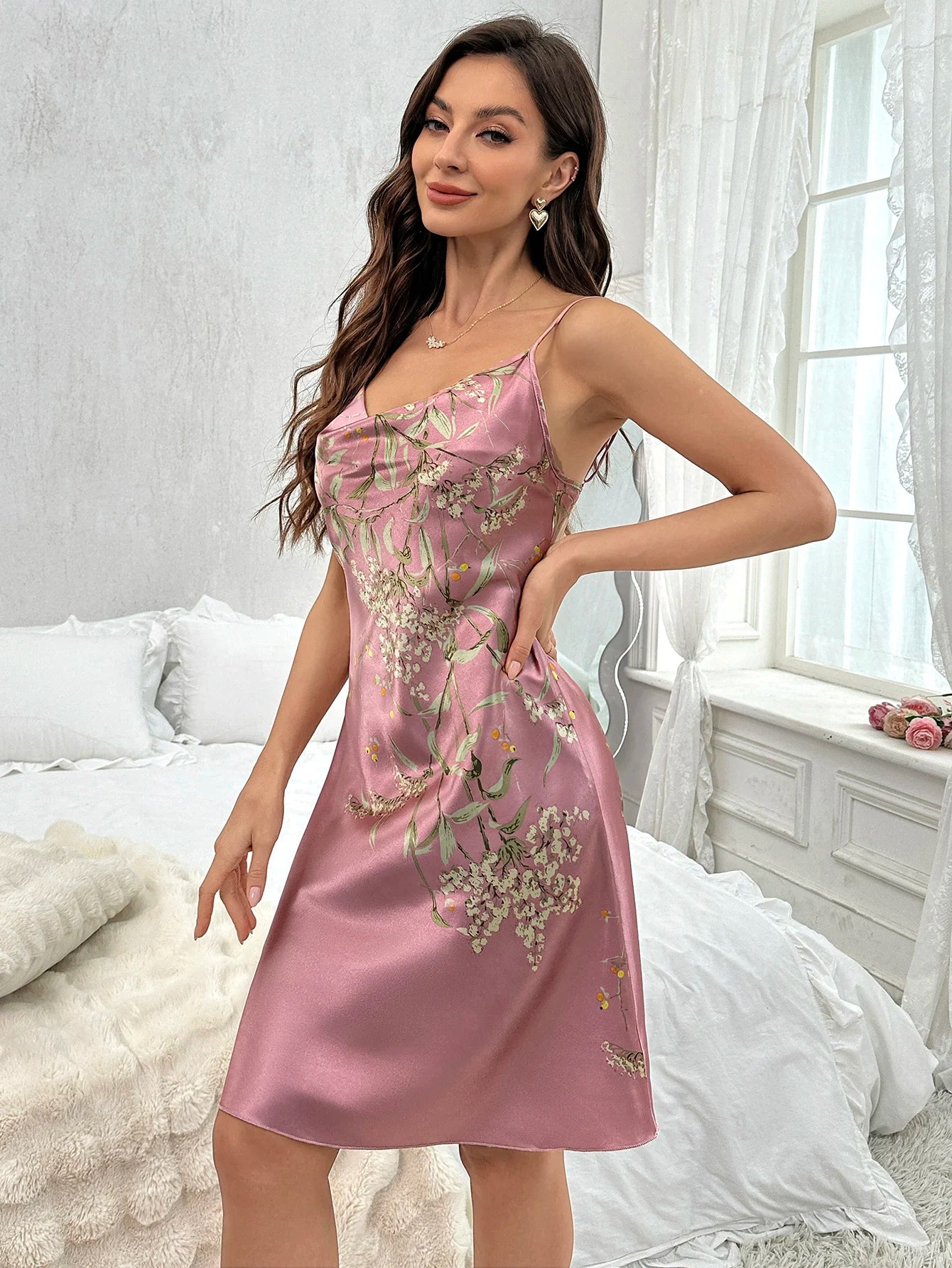 Floral Print Nightdress – Sexy V-Neck Spaghetti Strap Sleep Dress