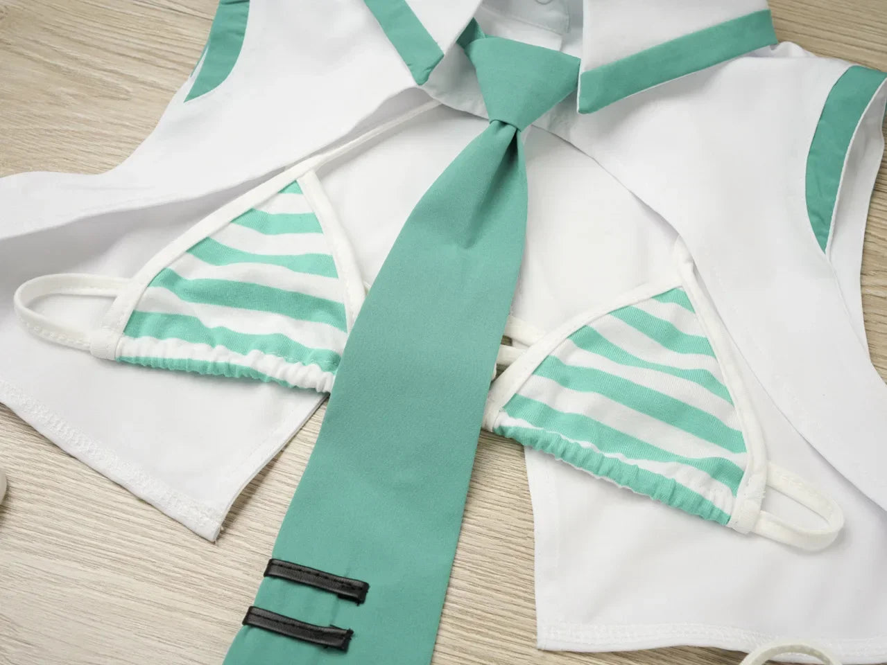 Anime Miku Cosplay Costume – Snow Christmas Roleplay Bikini Set