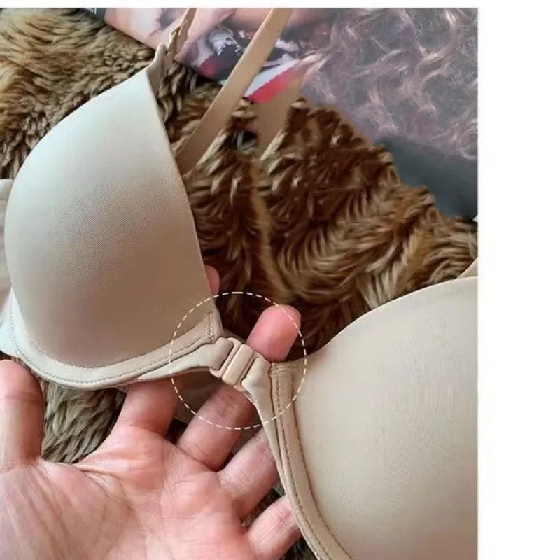 Women’s Front-Closure Seamless Brassiere – Light Support