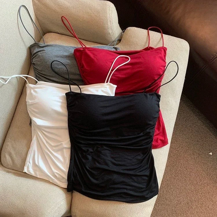 Women’s Sleeveless Seamless Tank Top with Built-In Chest Pads