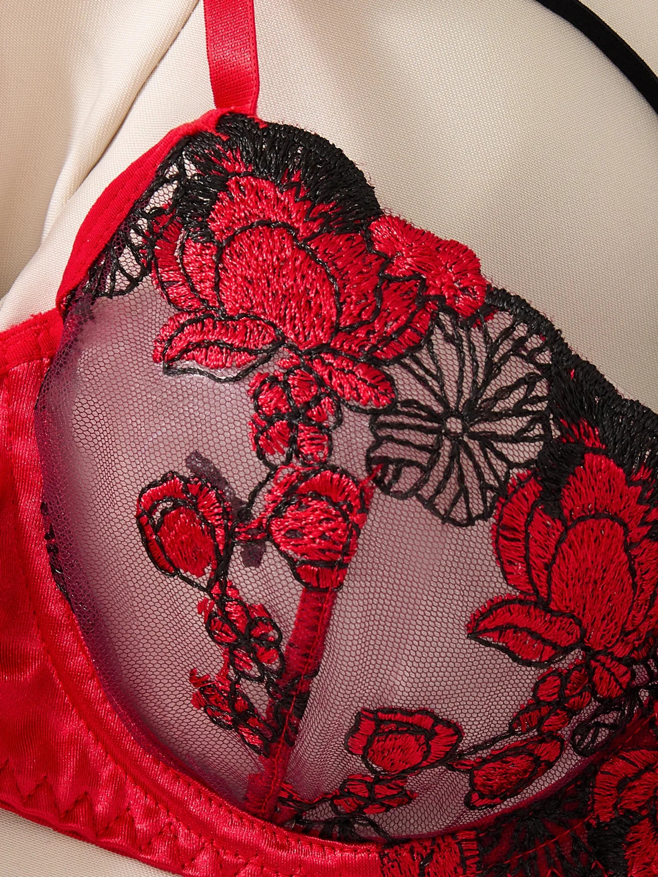 Black & Red Floral Embroidered Bra Set