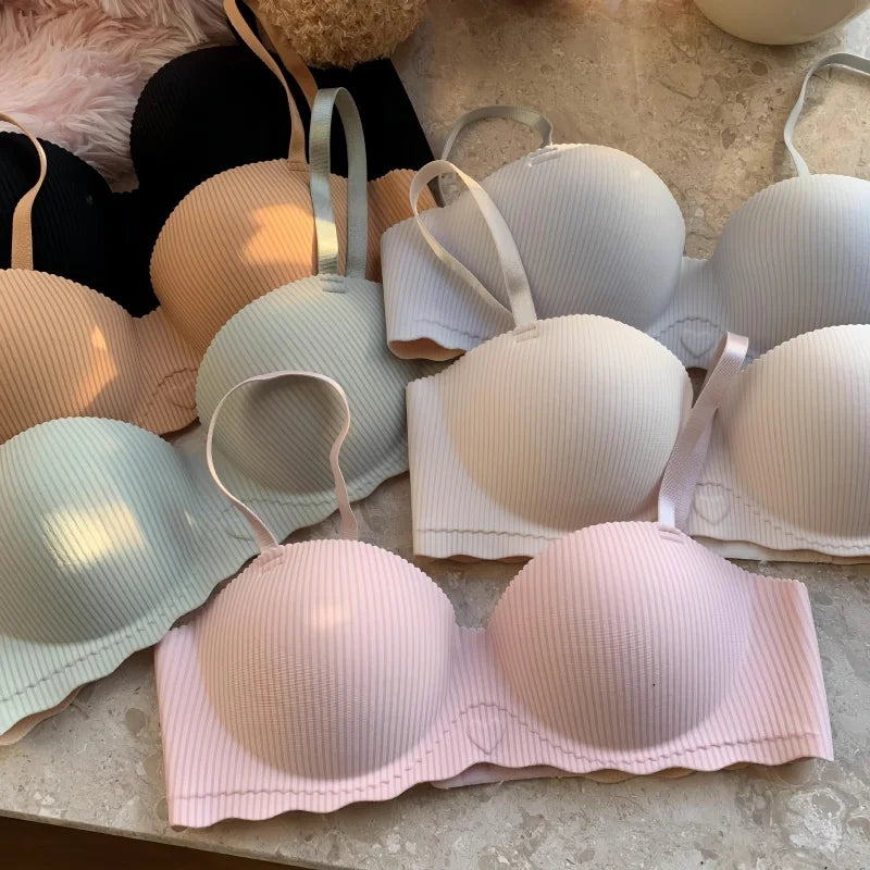 Soft Padded Wireless Push-Up Bra