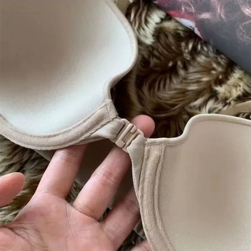 Women’s Front-Closure Seamless Brassiere – Light Support